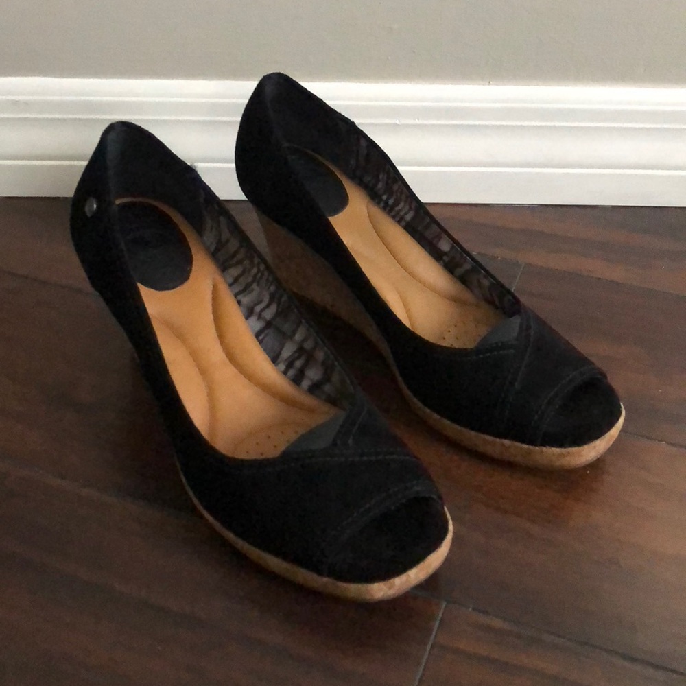 NURTURE WEDGES size 9